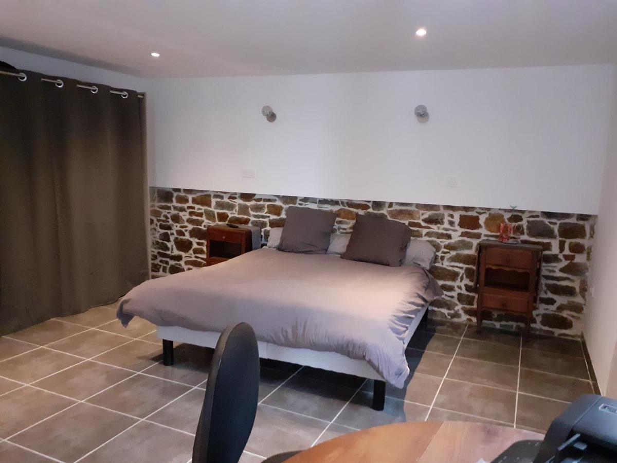 Отель Le Bonheur En Bretagne Rouillac  Экстерьер фото