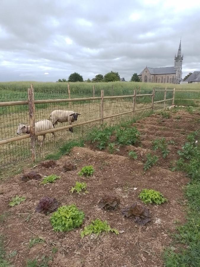 Отель Le Bonheur En Bretagne Rouillac  Экстерьер фото